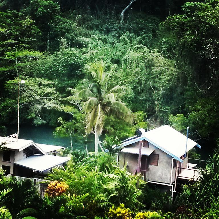 Salt Lake Lodge Savusavu Exterior photo